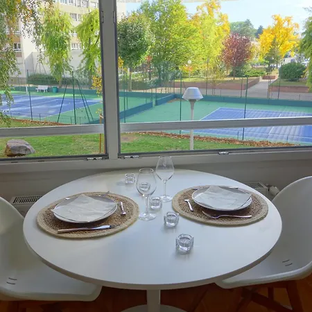 Arbres & Tennis Lägenhet *