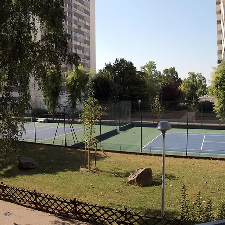 Apartament Arbres & Tennis Strasburg